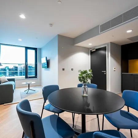 Apartahotel Staycity Quay