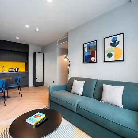 Apartahotel Staycity Quay