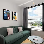 Staycity Quay Hotell