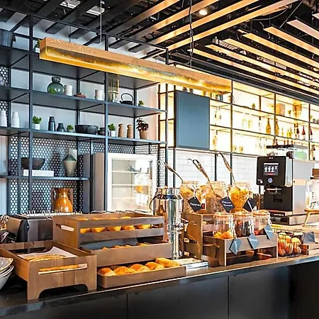 Hotel Staycity Quay 4*