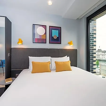 Staycity Quay Hotel