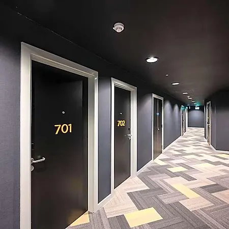 Hotel Staycity Quay 4*