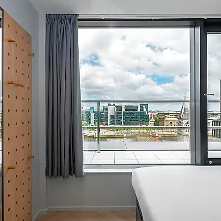 Staycity Quay Hotel