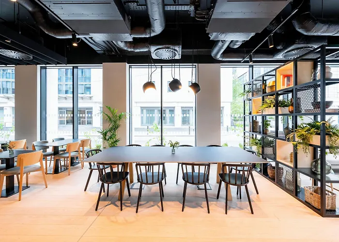 Staycity Quay 4*